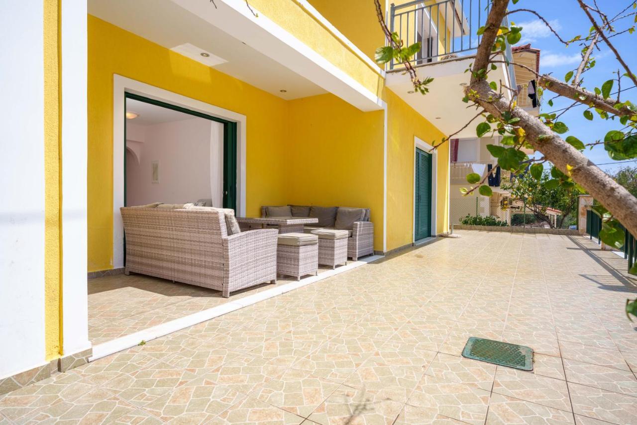Niko'S Central Skala Apartments ภายนอก รูปภาพ