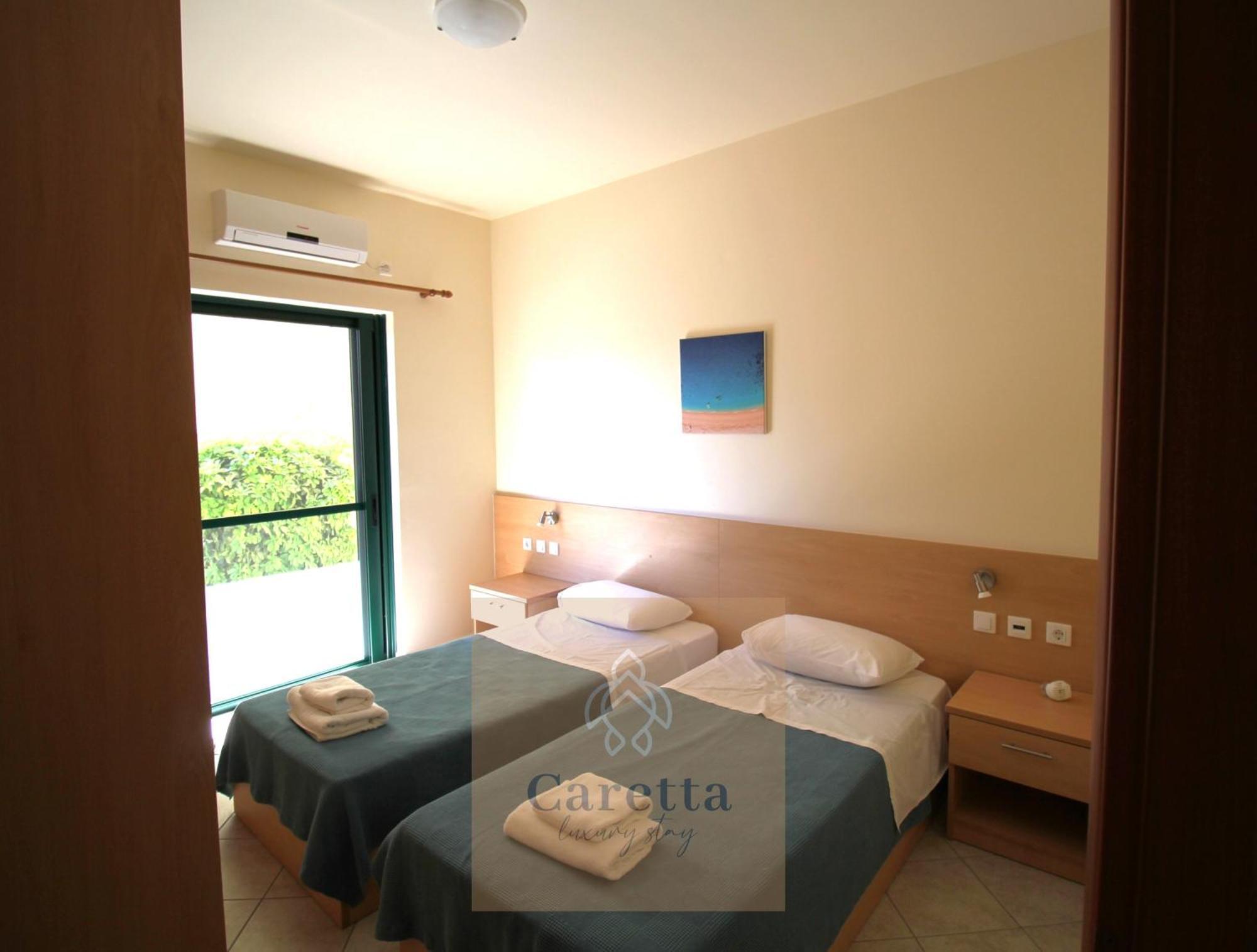 Niko'S Central Skala Apartments ภายนอก รูปภาพ