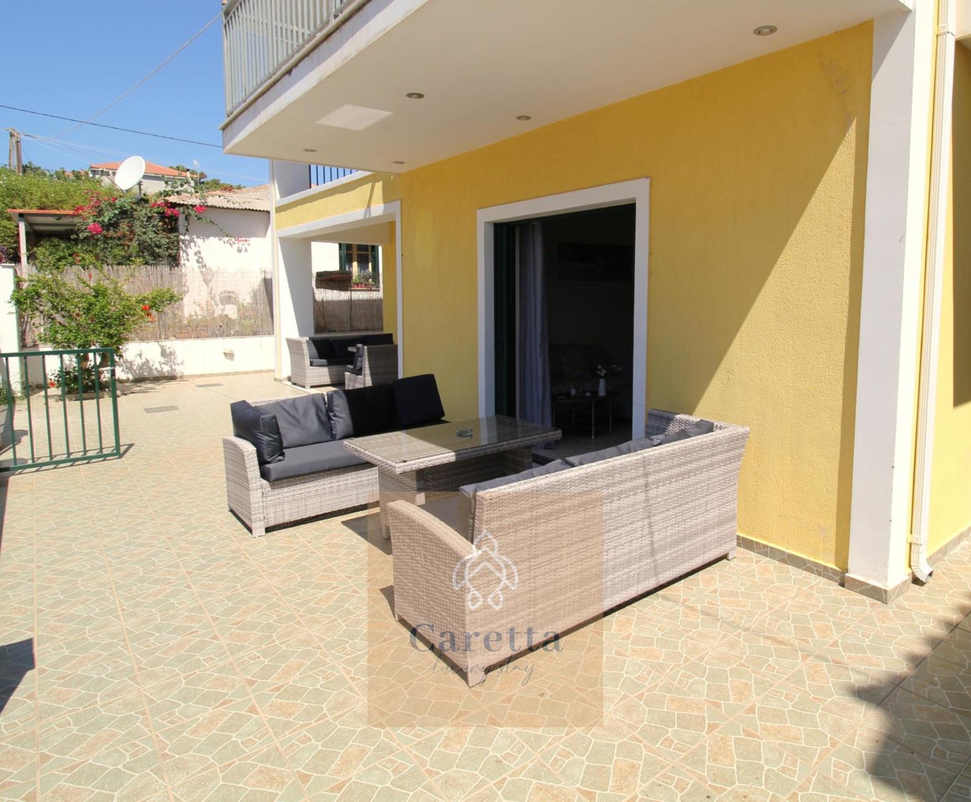 Niko'S Central Skala Apartments ภายนอก รูปภาพ